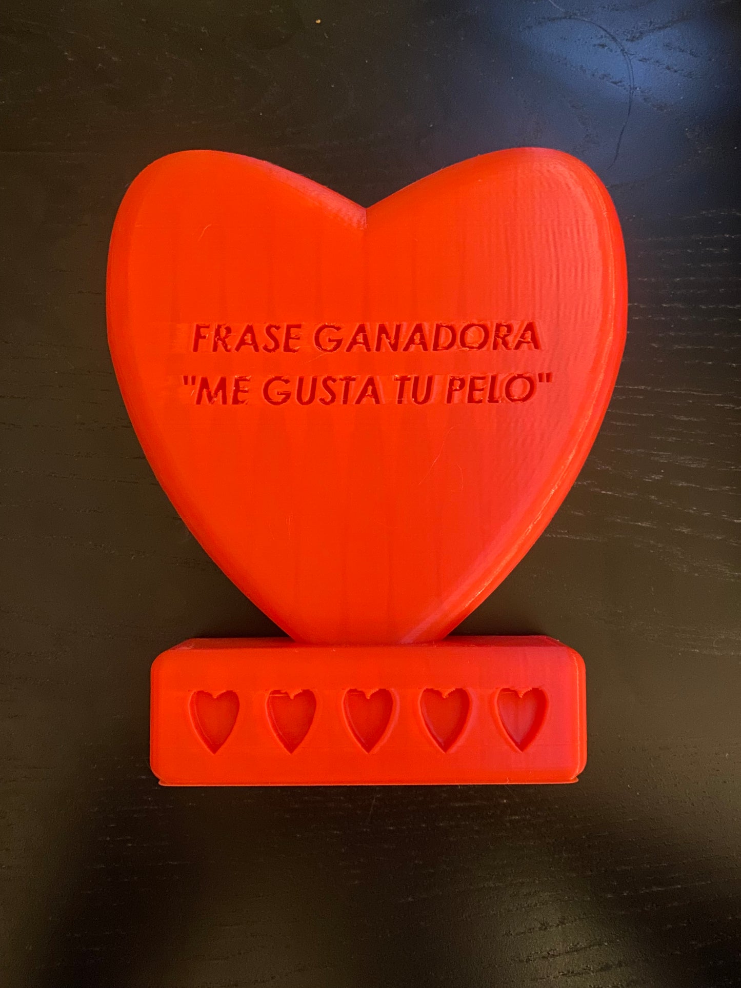 Corazón personalizable: ¡iniciales, fechas y frases!